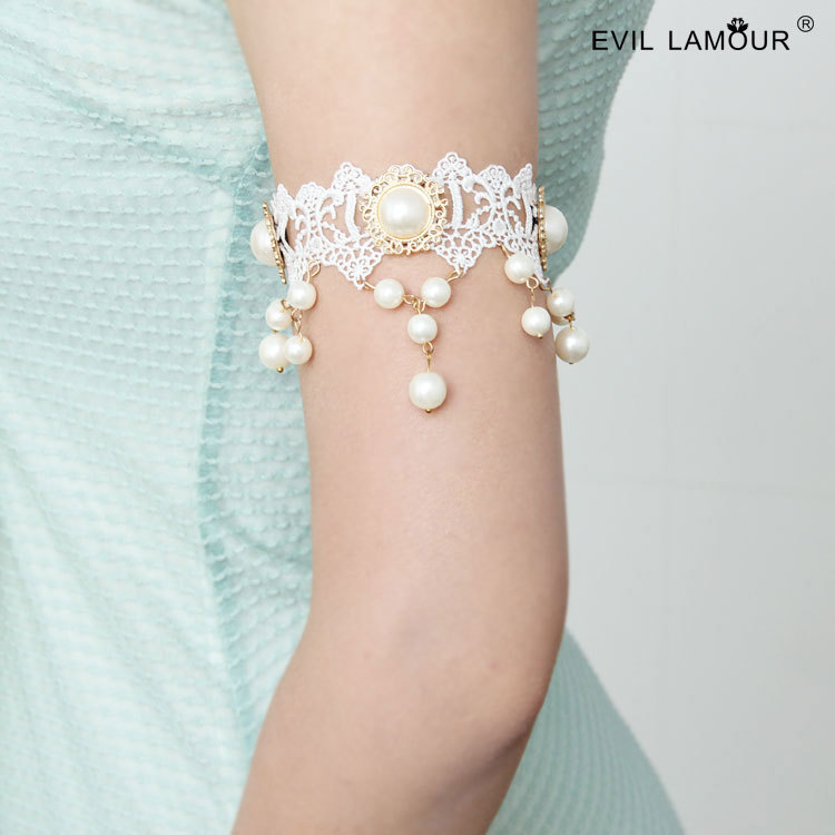 Korean Bridal Bridesmaid Bridal Lace Arm cuff Handmade Vintage Accessory AT-05