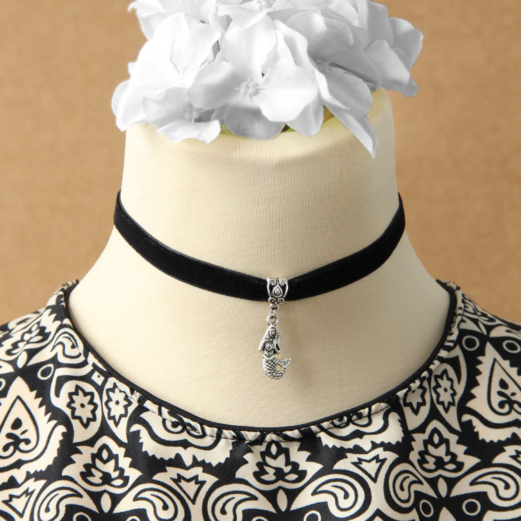 Baroque Mermaid Pendant Black Choker Collarbone necklace Accessory JL-62
