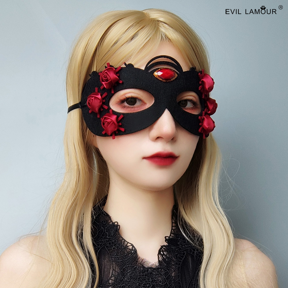 Halloween Half-face Unisex Novelty Holiday Mask Christmas Halloween Ball Sexy Accessory MJ-18-1