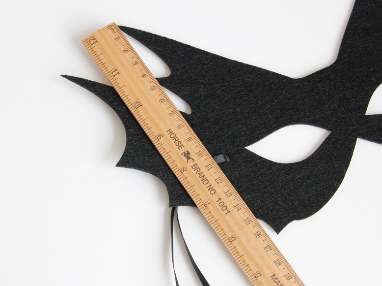 Product detail with original measurement ruler