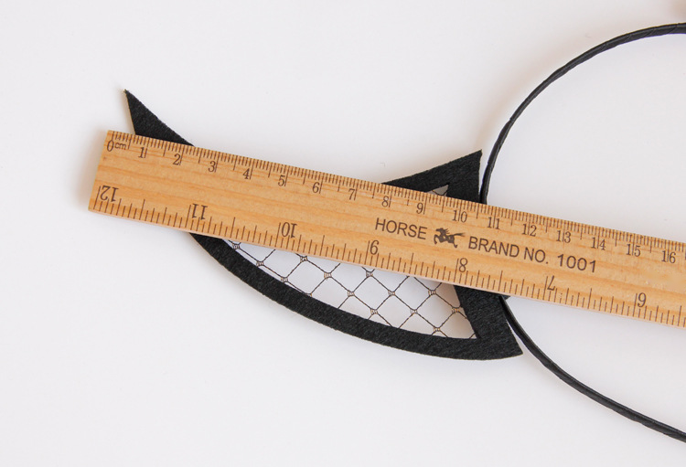 Product detail with original measurement ruler
