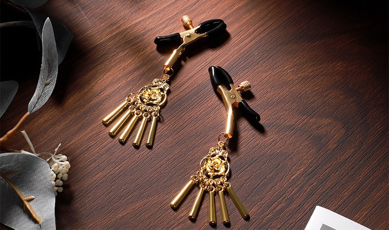 SM Prop Bell nipple clamps Alternative Restraint Tease Toy Nipple Clamp Nipple clamps